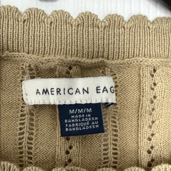 American Eagle Beige Scalloped Knit Top size M - Picture 2 of 7